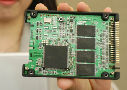 В ультрабуках гибридные накопители придут на смену SSD