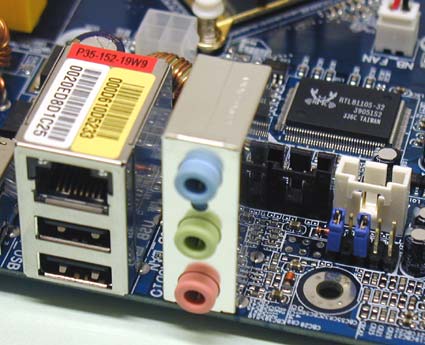 Как отключить интегрированную звуковую карту через BIOS?