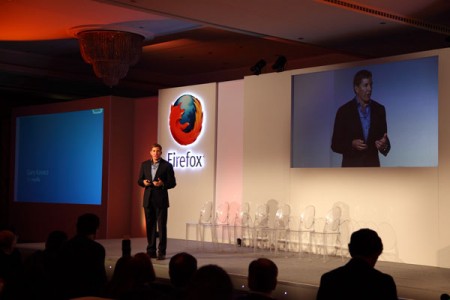 Firefox представила на Mobile World Congress 2013 свою операционную систему