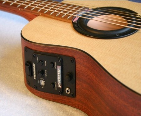 iCoustic Wireless Bluetooth Guitar   гитара с поддержкой Bluetooth